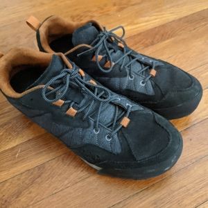 Merrell Burnt Rock casual shoes men's sz 12